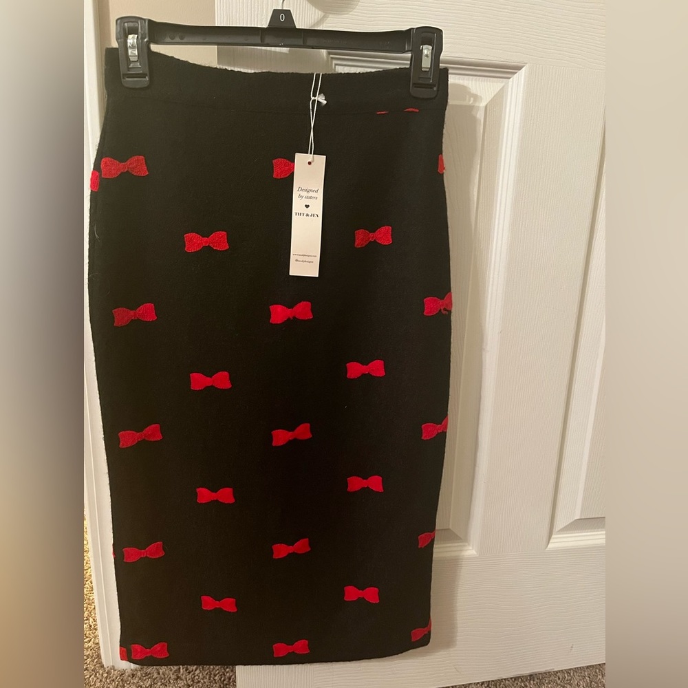 Pencil skirt wool skirt with lining